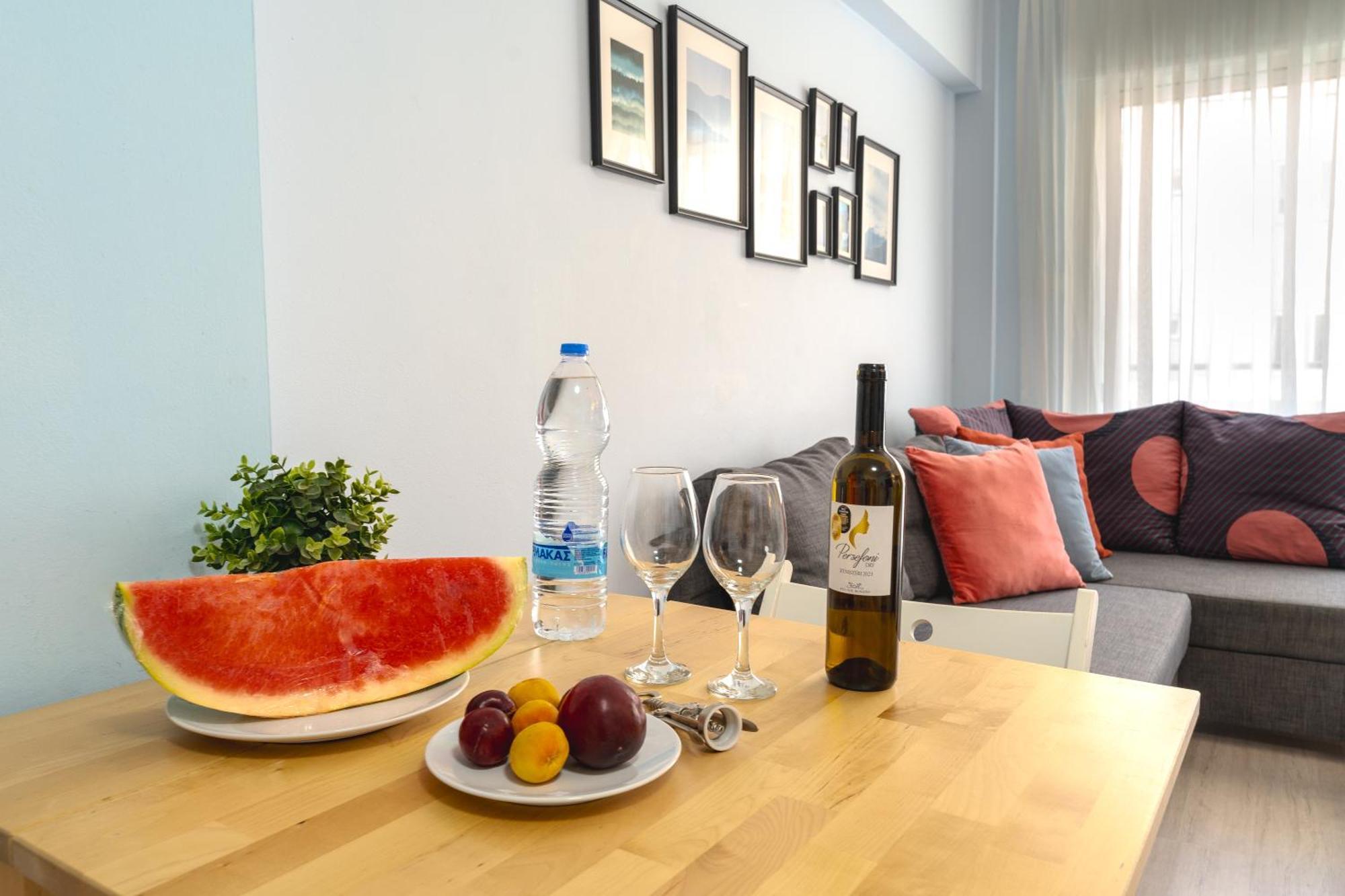 Helios Mackenzie One Bedroom Flat ラルナカ エクステリア 写真