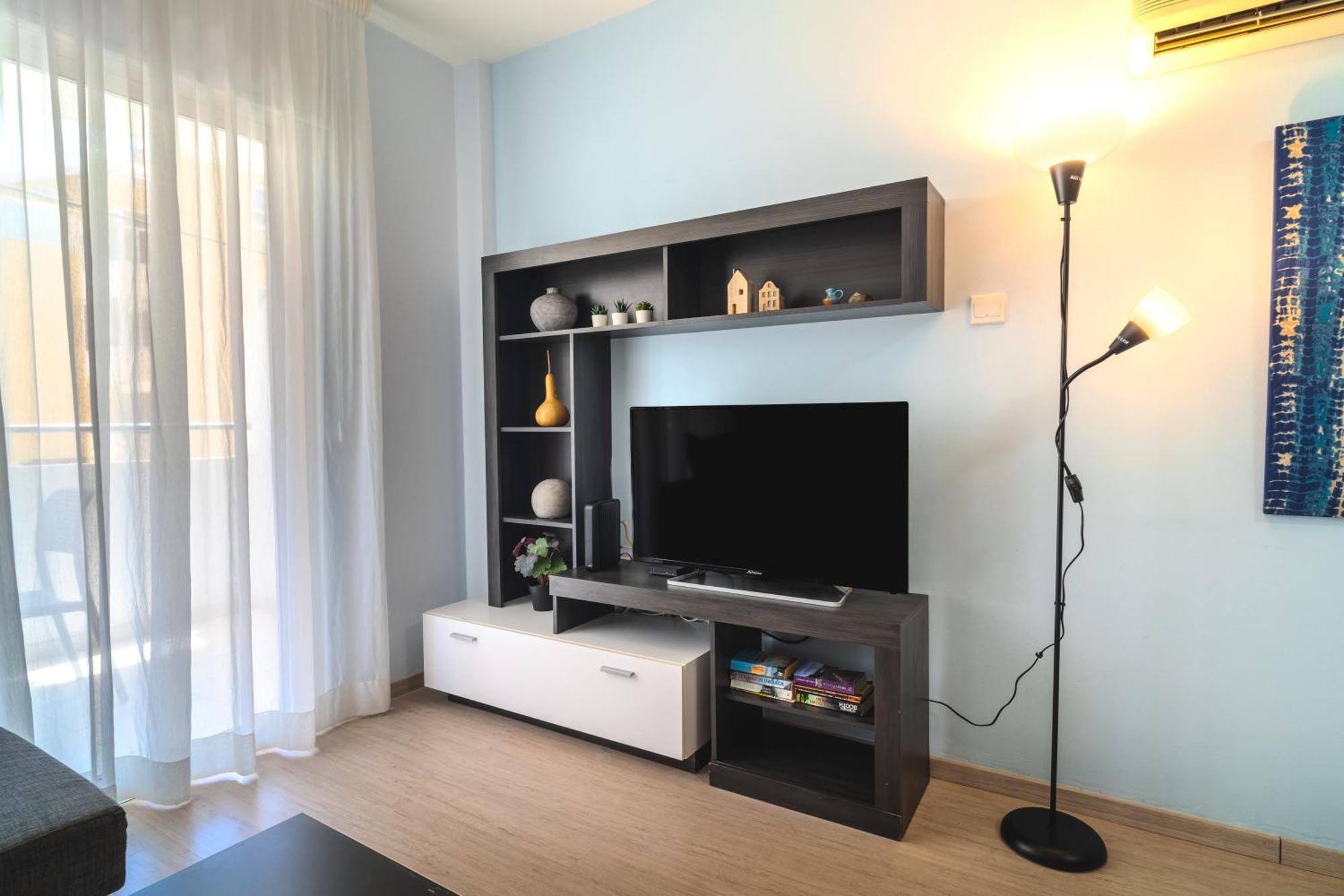Helios Mackenzie One Bedroom Flat ラルナカ エクステリア 写真